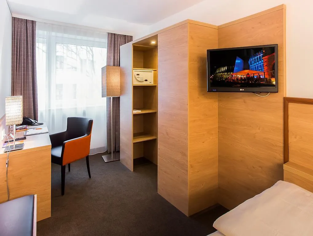 Hotel Stadthotel Am Roemerturm Cologne
