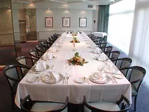 Stadthotel Am Roemerturm Cologne 4*,